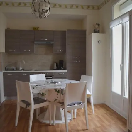 Les Bains Agreable Maison De Casa vacanze *